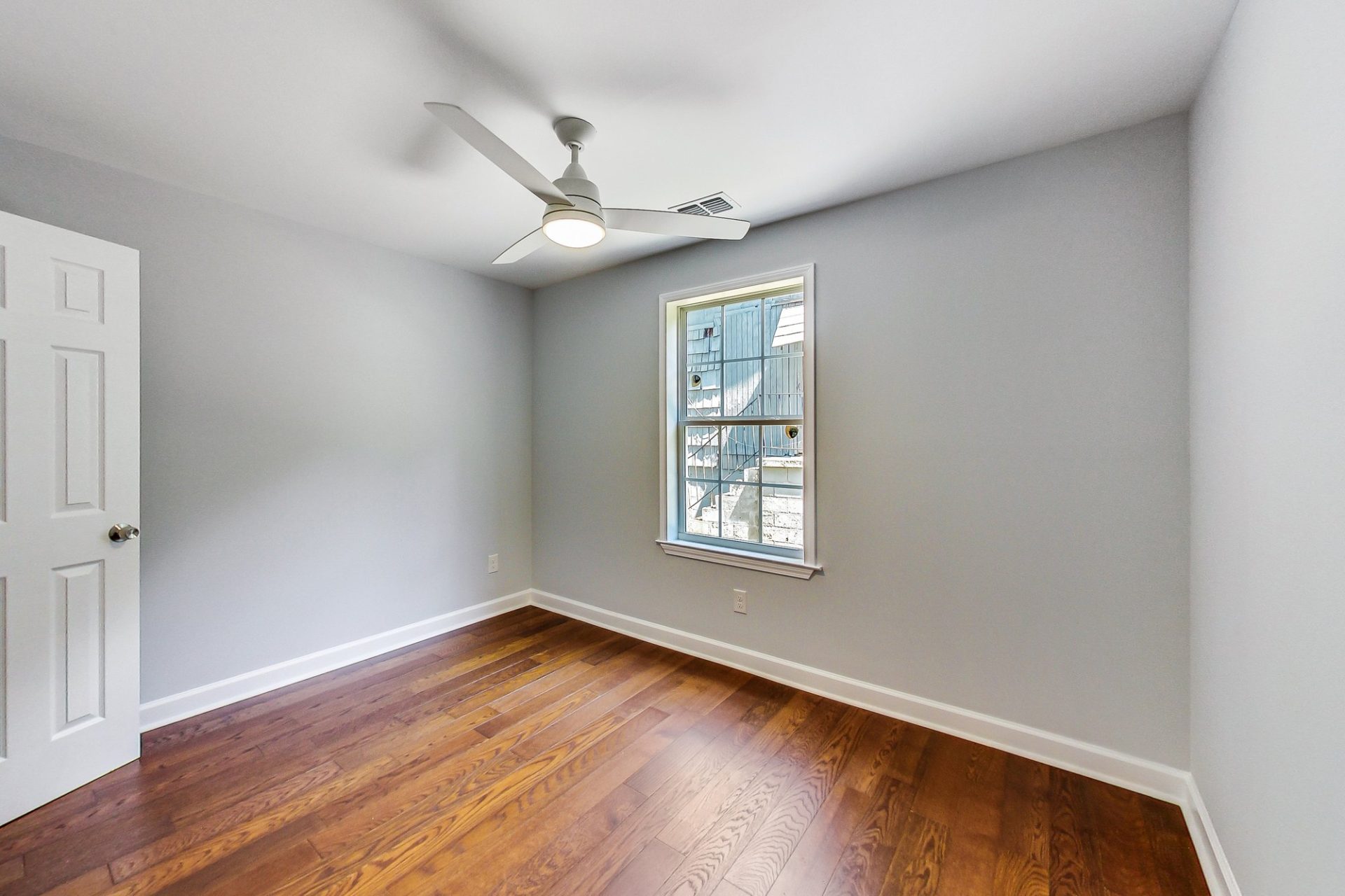 1261 Kenilworth Drive SW — photo 16