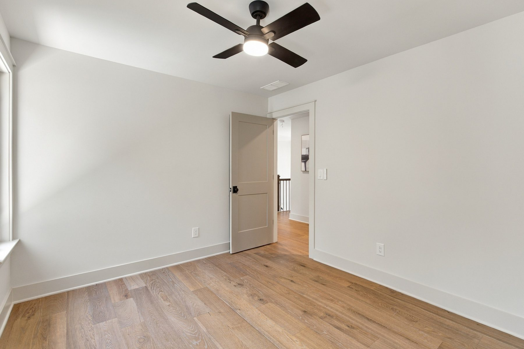 1669 Beecher St SW photo 43