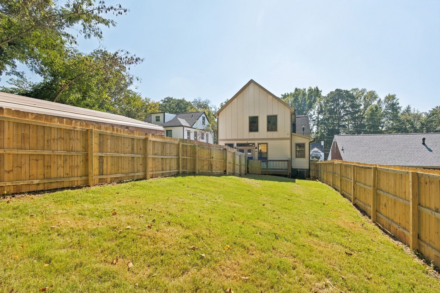 1669 Beecher St SW photo 50